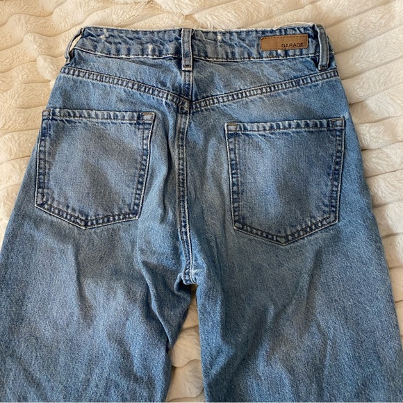 Garage Mom Jean - Picture 1 of 4